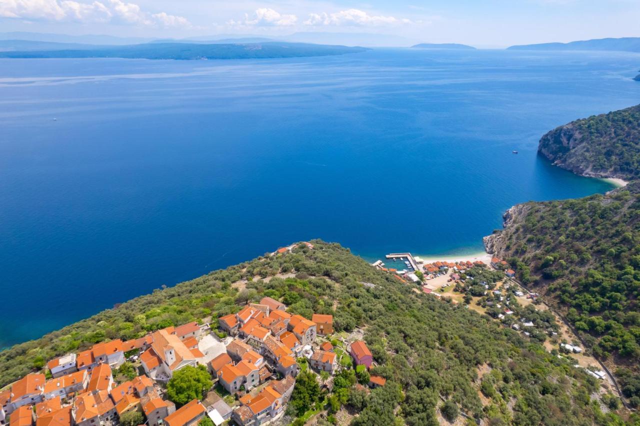 Mediterranean House Markoc New Renovated! Бели Екстериор снимка